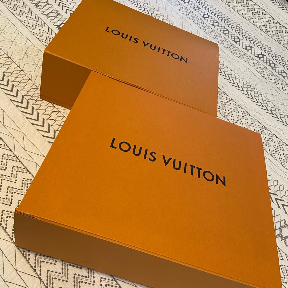 Sharing my new Purchase straight from Europe. 🥰